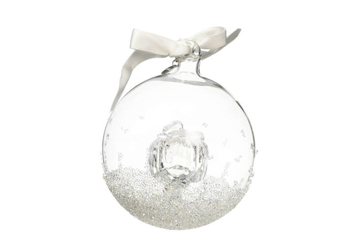 clear-glass-ornaments