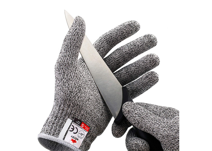 small-gift-for-men-cut-resistance-gloves